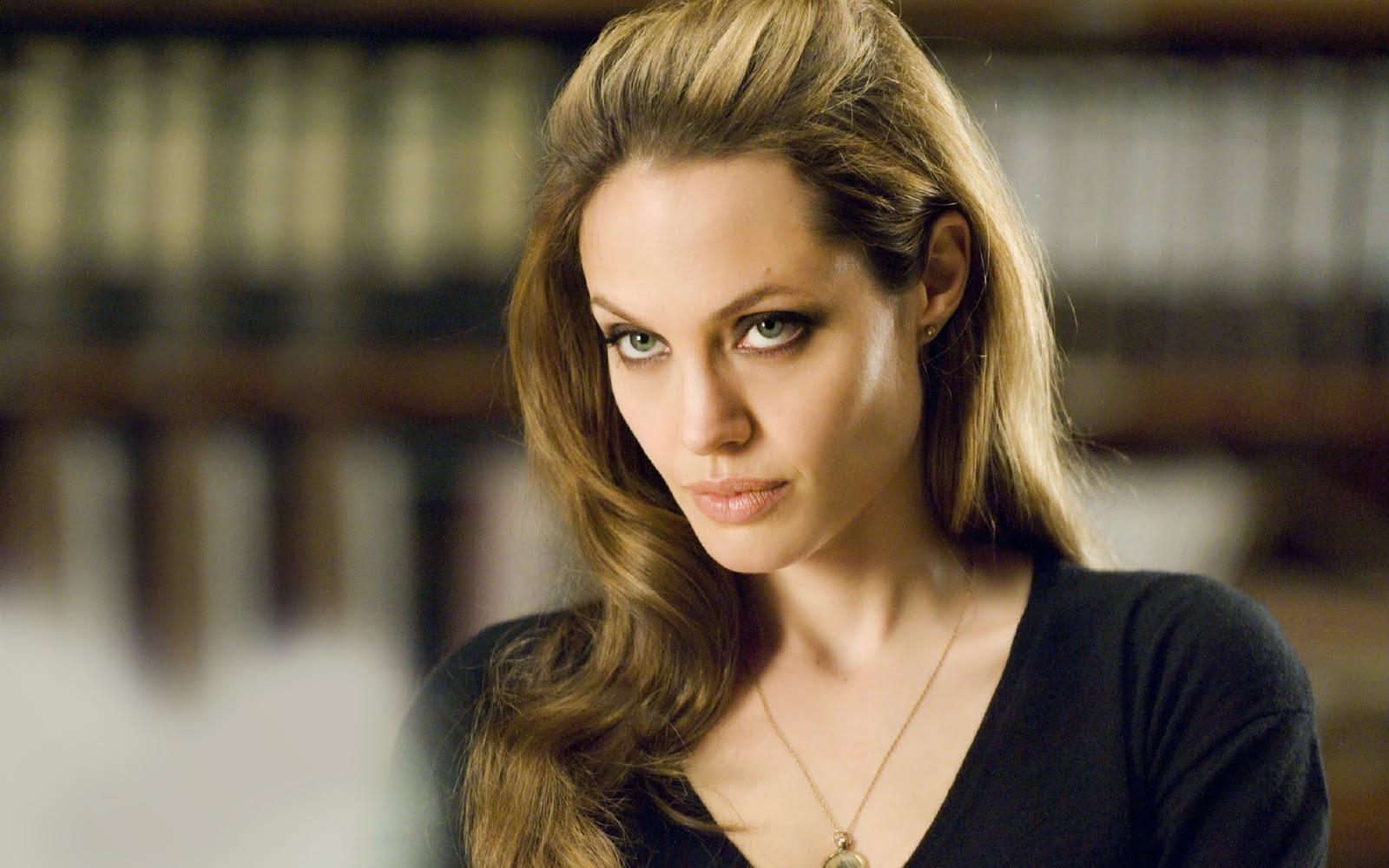 Angelina Jolie Latest Free Pictures Download