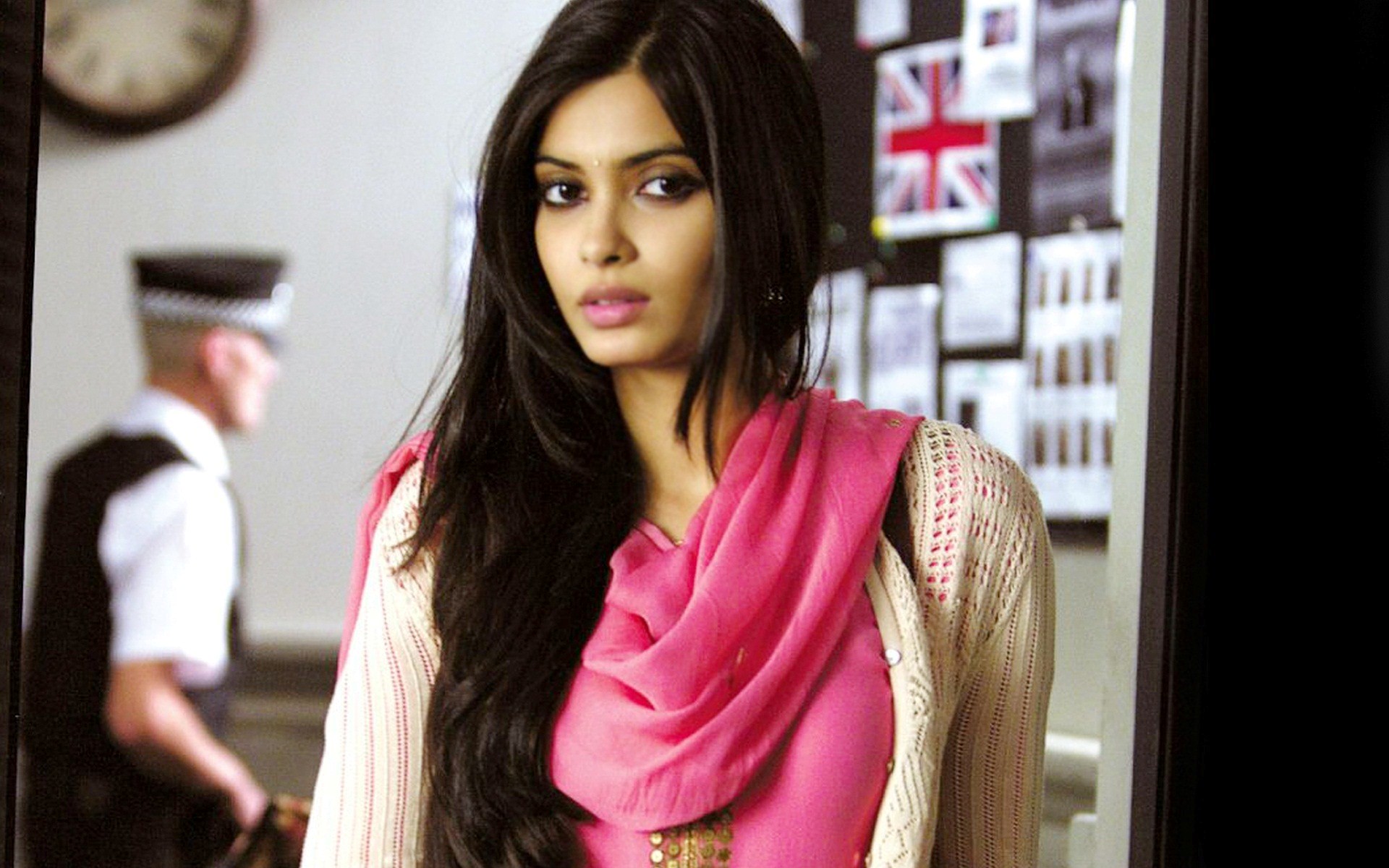 Beautiful Diana Penty Look Hd Download Mobile Free Background Pictures