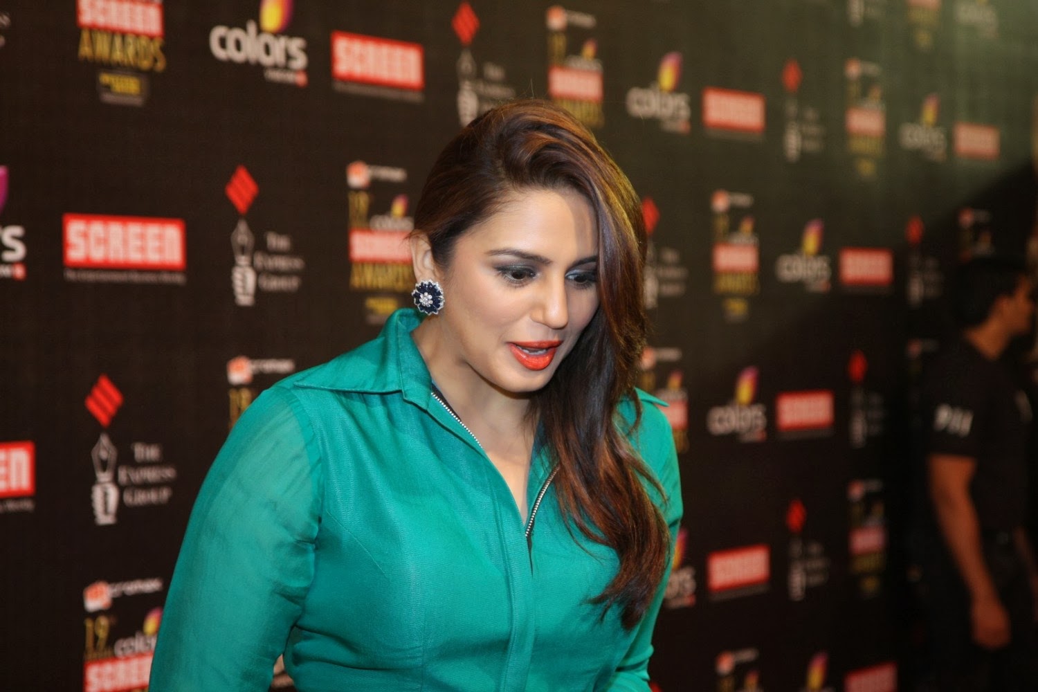 Beautiful Actross Huma Qureshi Smile Picture
