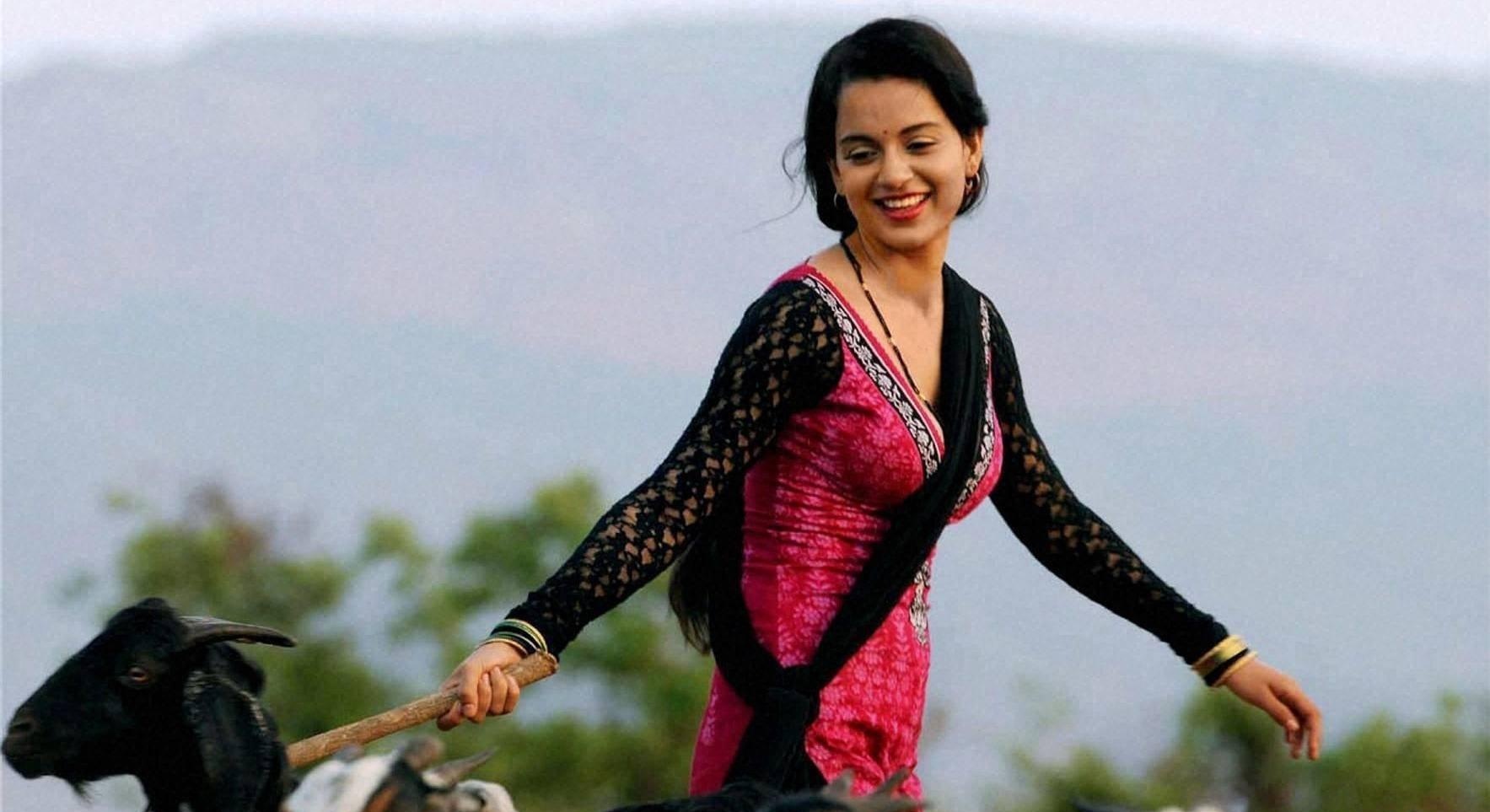 Lovely Kangana Ranaut Smiling With Goat Deskop Background Mobile Hd Images Free
