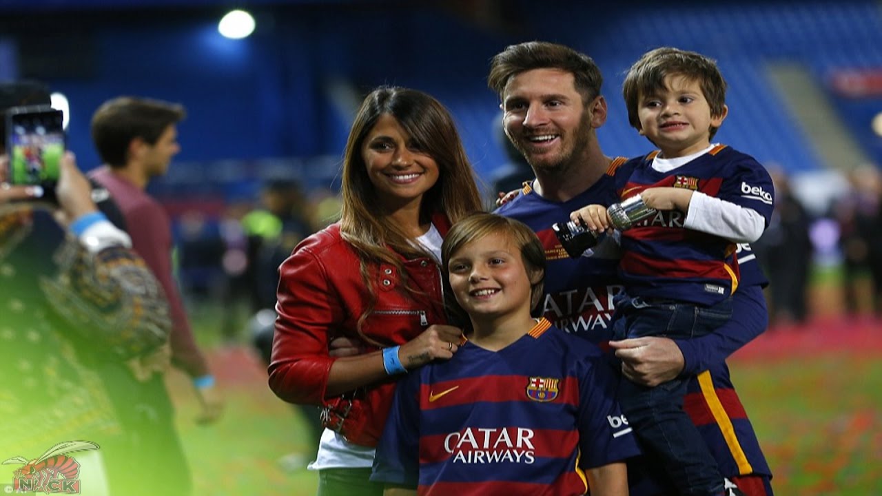 Lionel Messi Beautiful Moments With Family Hd Free Football Background Mobile Desktop Download Wallpaper Images