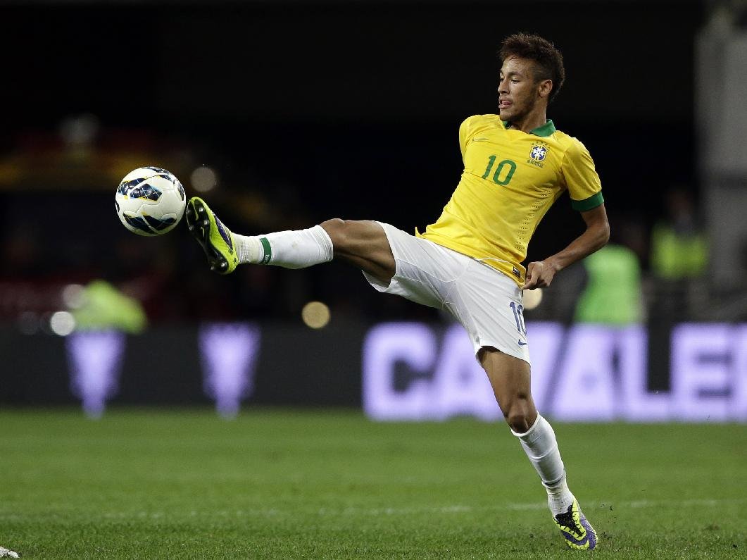 Brazil Neymar Football Soccer Player Hd Free Play With Ball In Air Mobile Bakground Desktop Photos