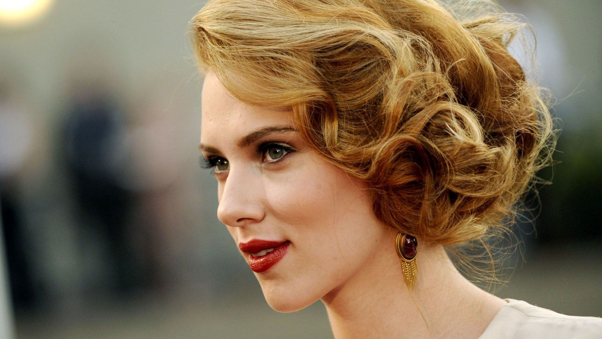 Beautiful Scarlett Johansson Cute Image Download