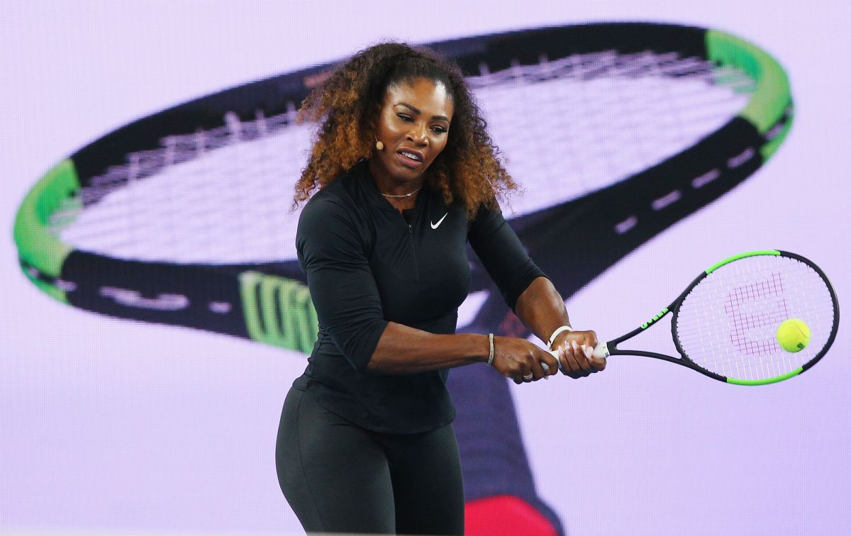 Serena Williams Talking And Playing Still Hd Mobile Download Pictures Free