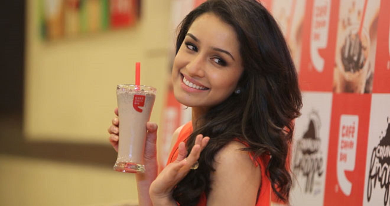 Fantastic Shraddha Kapoor With Icecream Mobile Background Hd Free Desktop Pictures