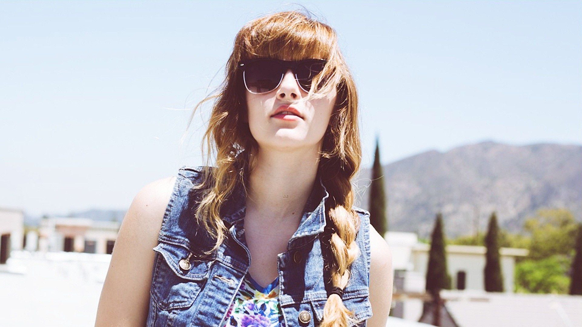 aubrey peeples holiday pictures