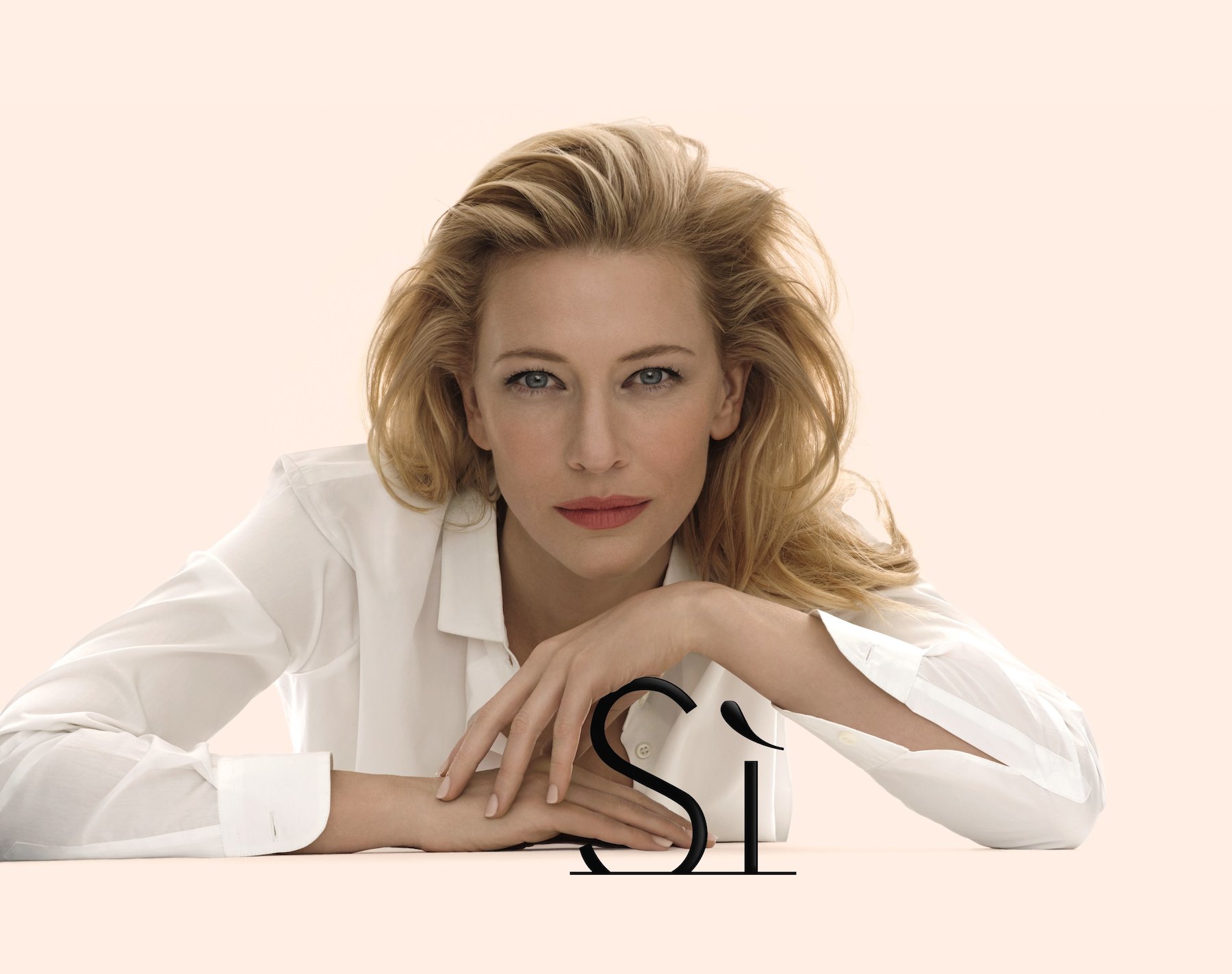 Cate Blanchett Cute In White Shirt
