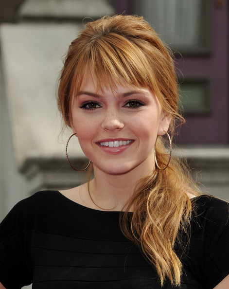 Aimee Teegarden High Definition Wallpapers Variety 4th Annual Youth