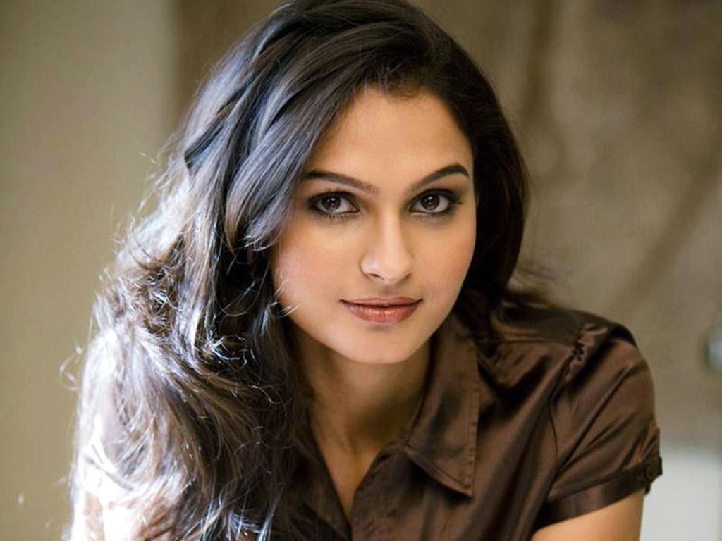 actress photos andrea jeremiah sizzling hot hd background