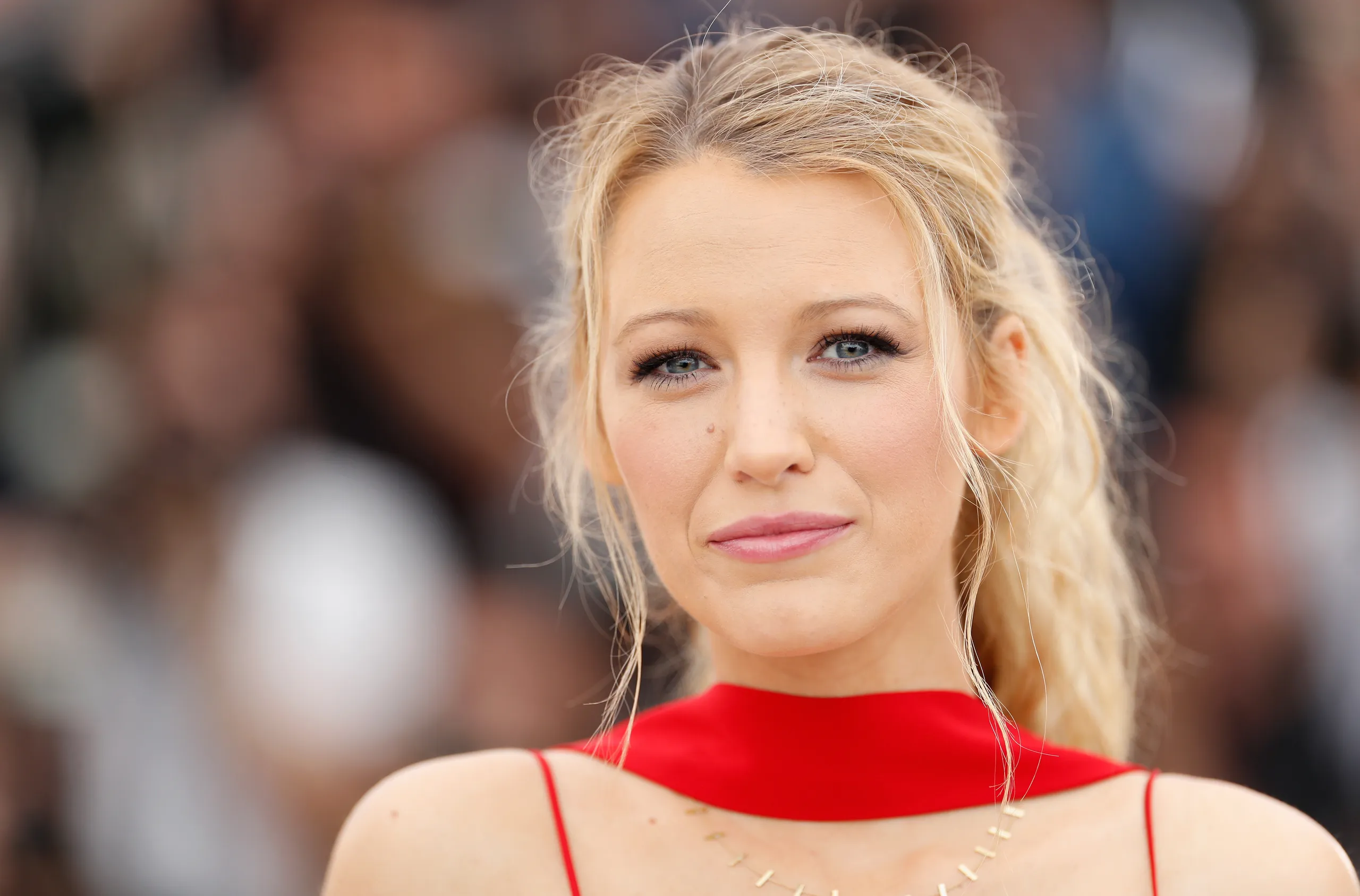 blake lively hd images latest white baby hollywood star