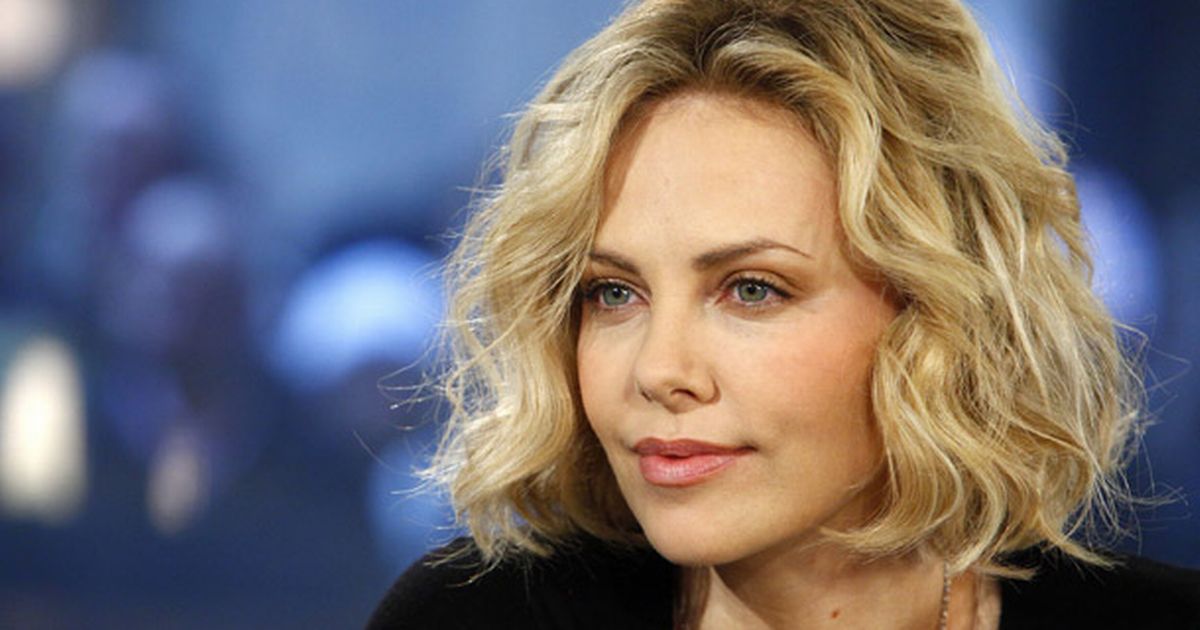 free download hd charming charlize theron photos