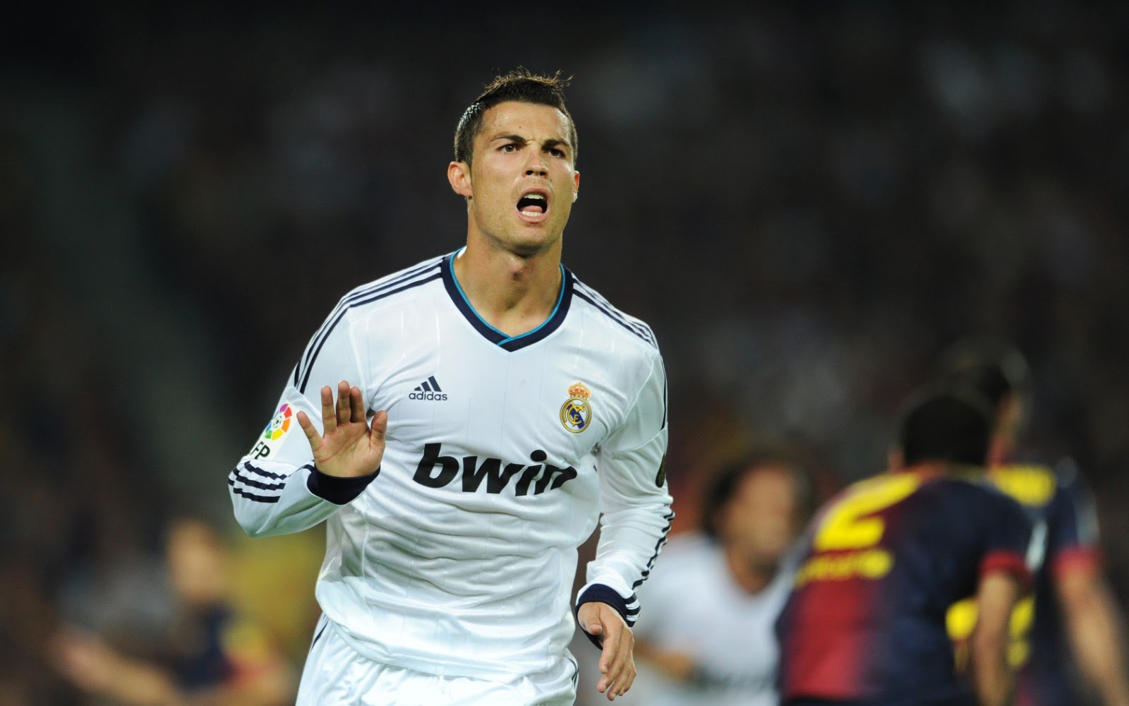 Free Hd Cristiano Ronaldo Football Mobile Desktop Background Download Wallpapers