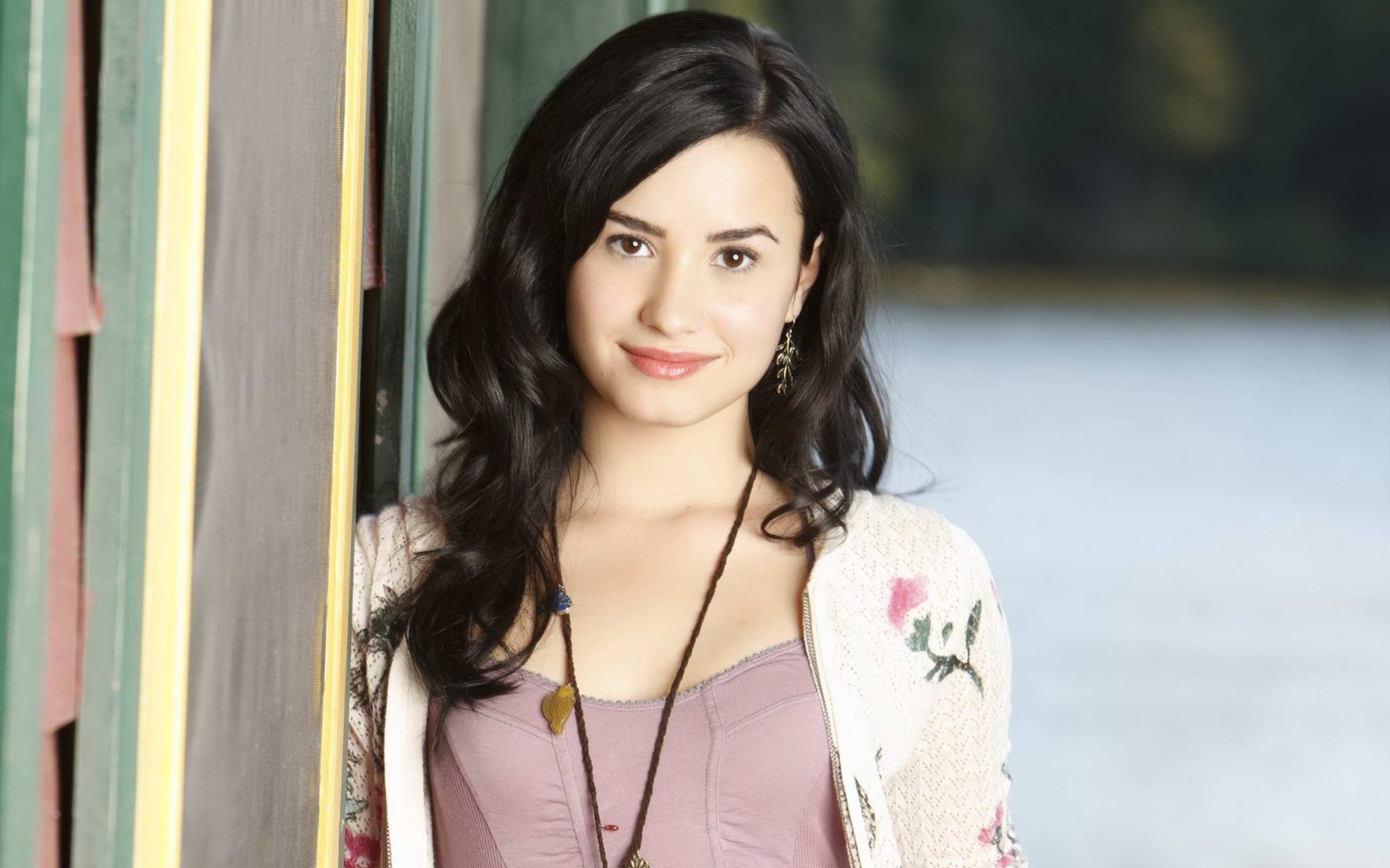Demi Lovato Picture Smile Hd Free Download