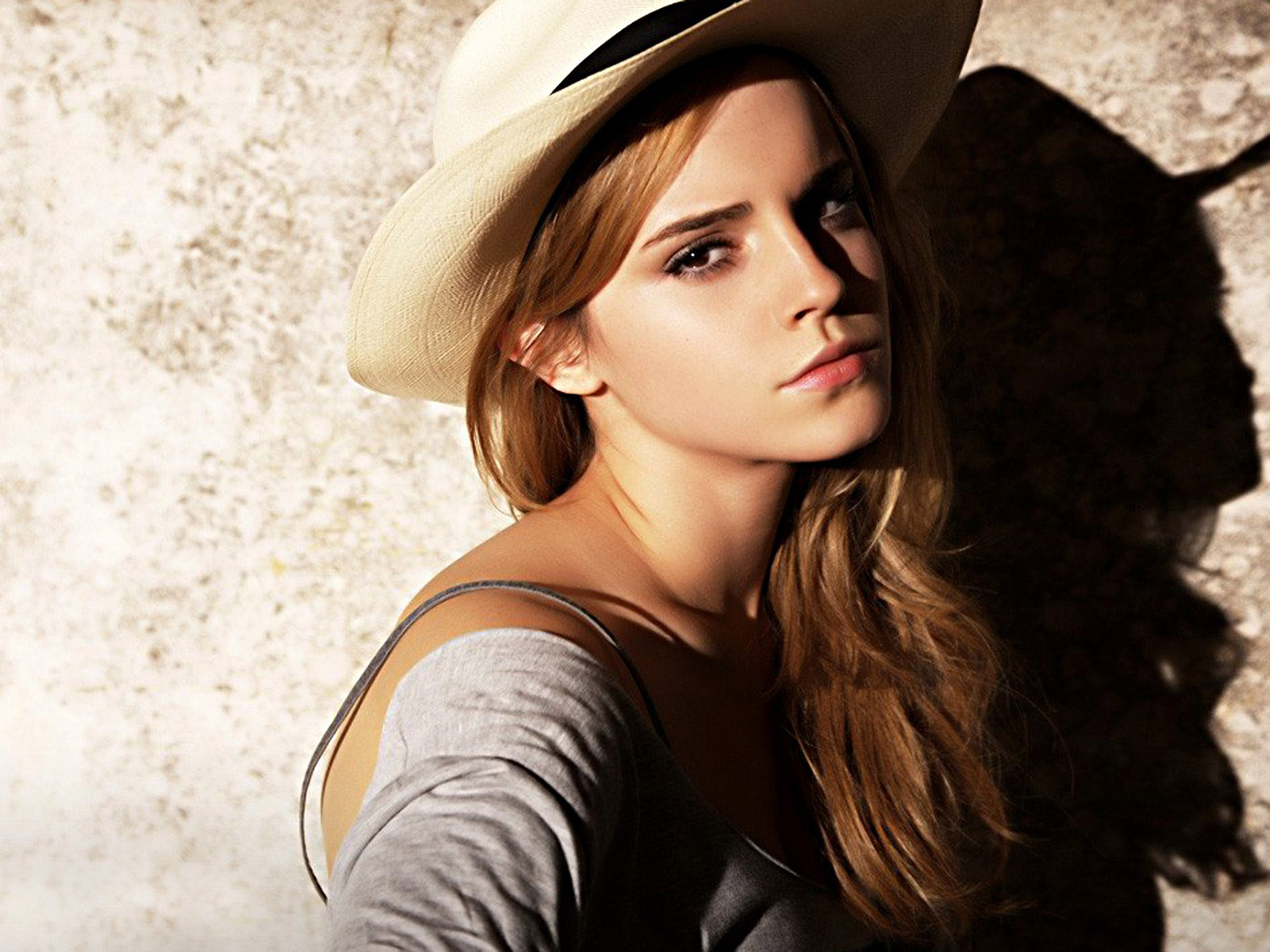 Free Emma Watson Super Sitting Look Still Desktop Hd Mobile Background Wallpaper