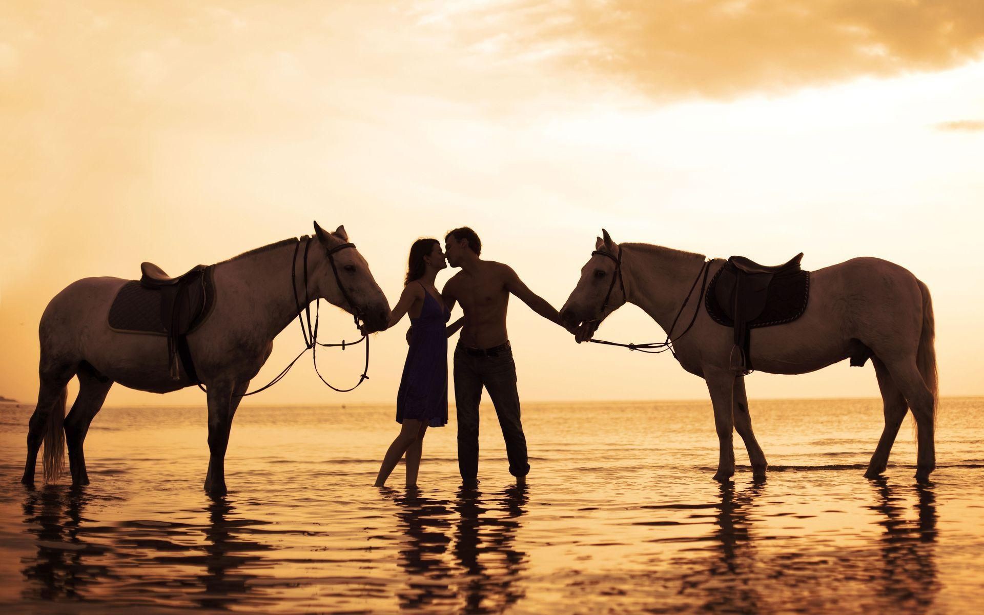 love couple with horse lovely romantic images picture download