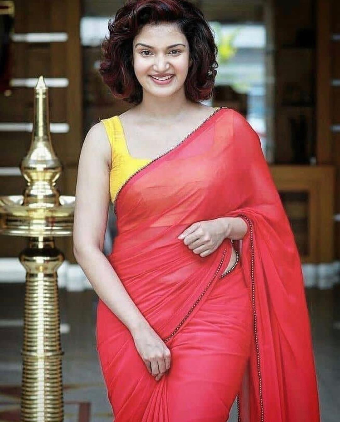 Honey Rose Recent Hd Pictures Download