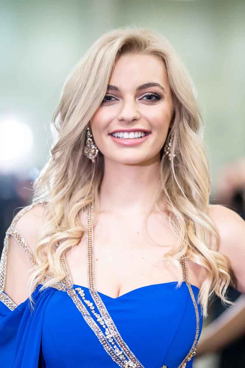 Karolina Bielawska From Poland Crowned Miss World 2021