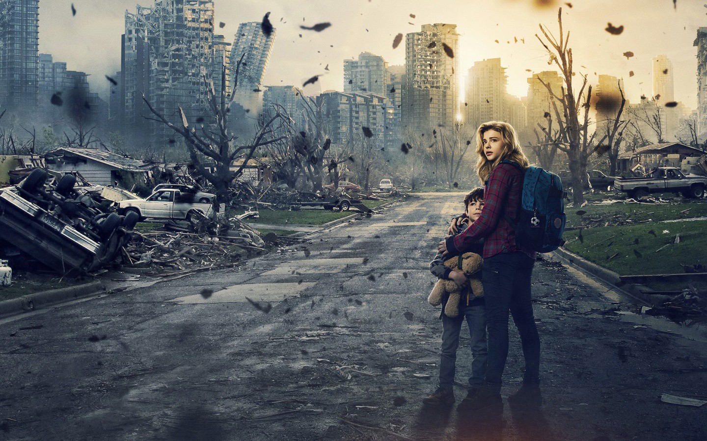 first looks the 5th wave movie mobile desktop free hd wallpaper