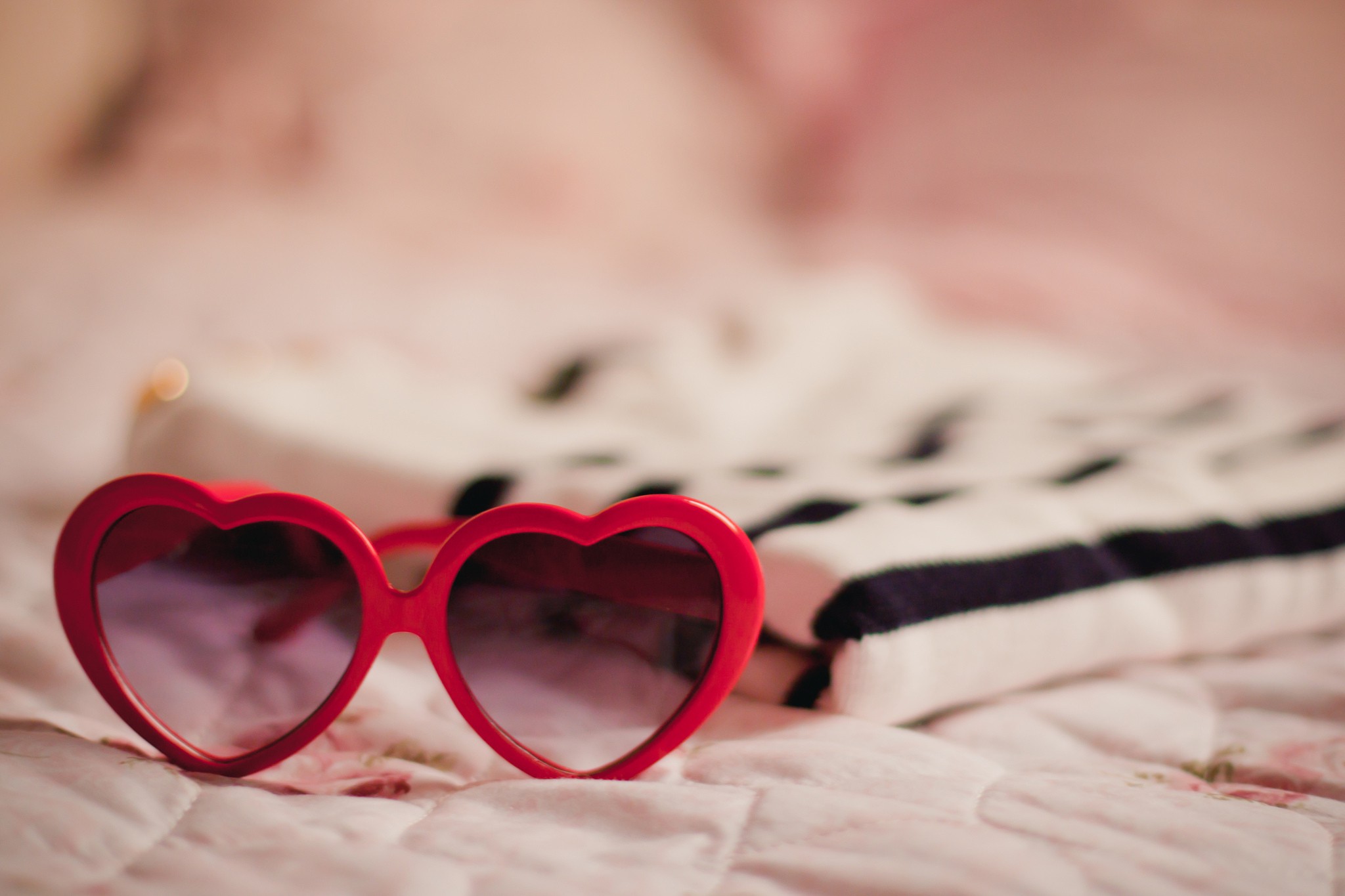 glasses hearts red sunglasses free awesome image for mobile