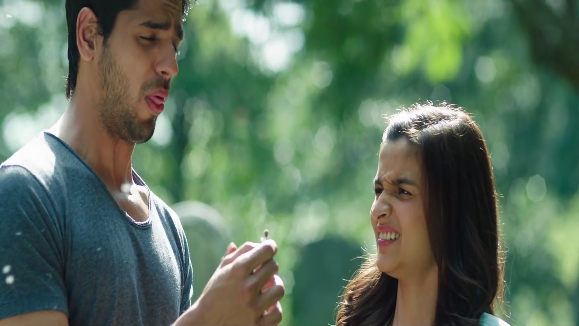 Sidharth Malhotra With Alia Bhatt In Kapoor And Sons Movie Download Hd Picture