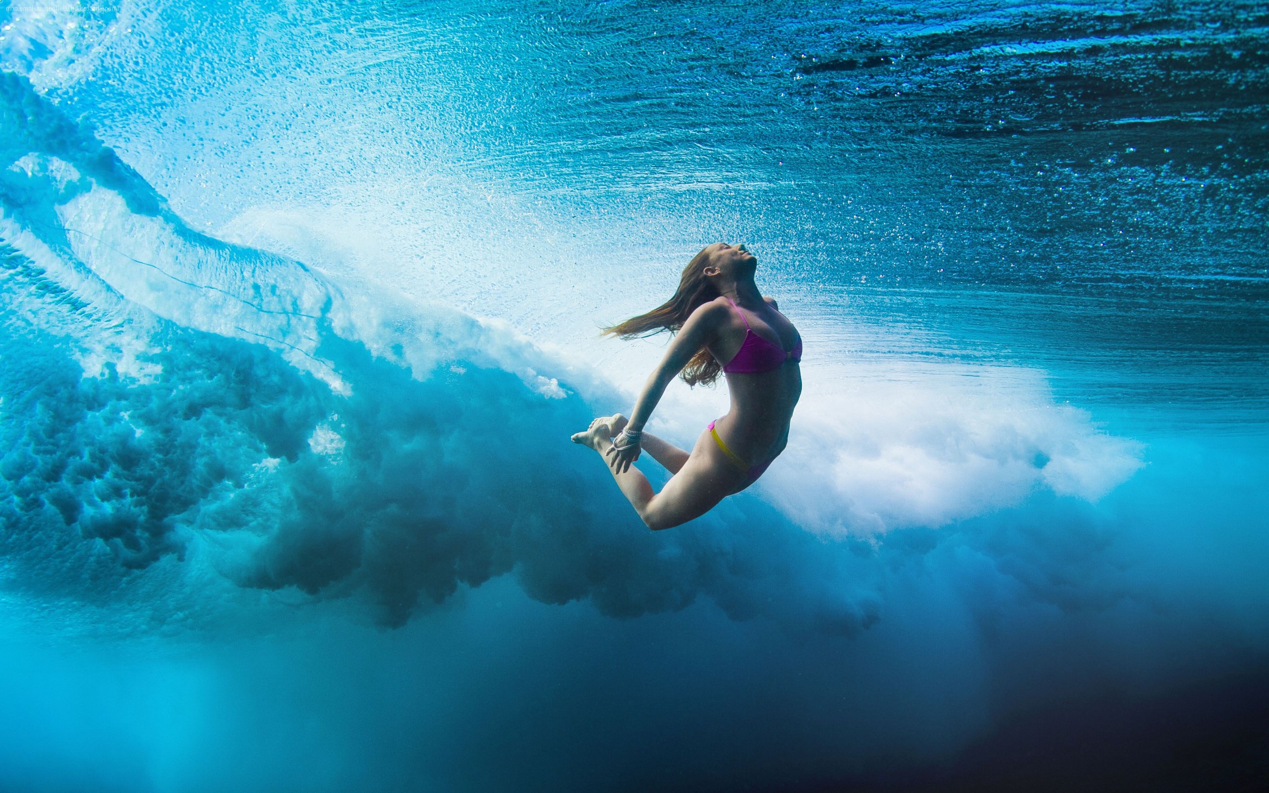 Surfing Girl Underwater Hd Images