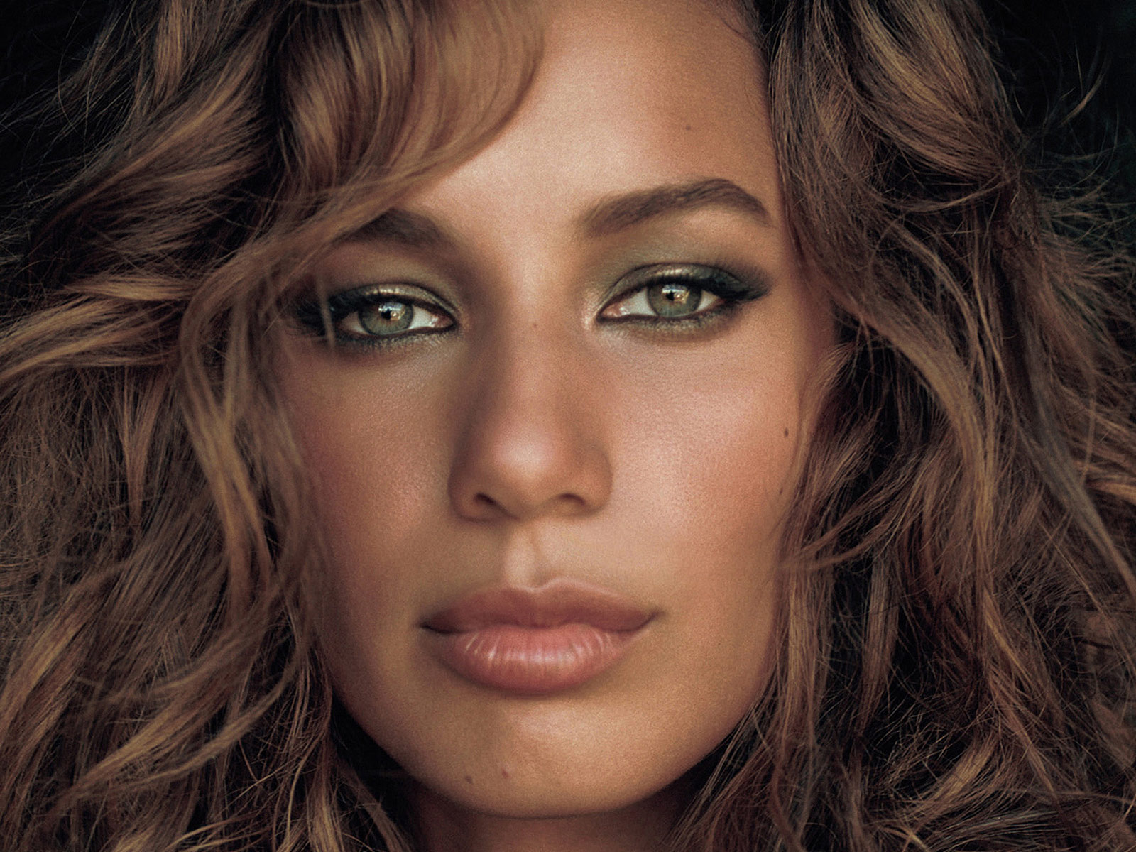 Download Pleasant Leona Lewis Photos For Mobile