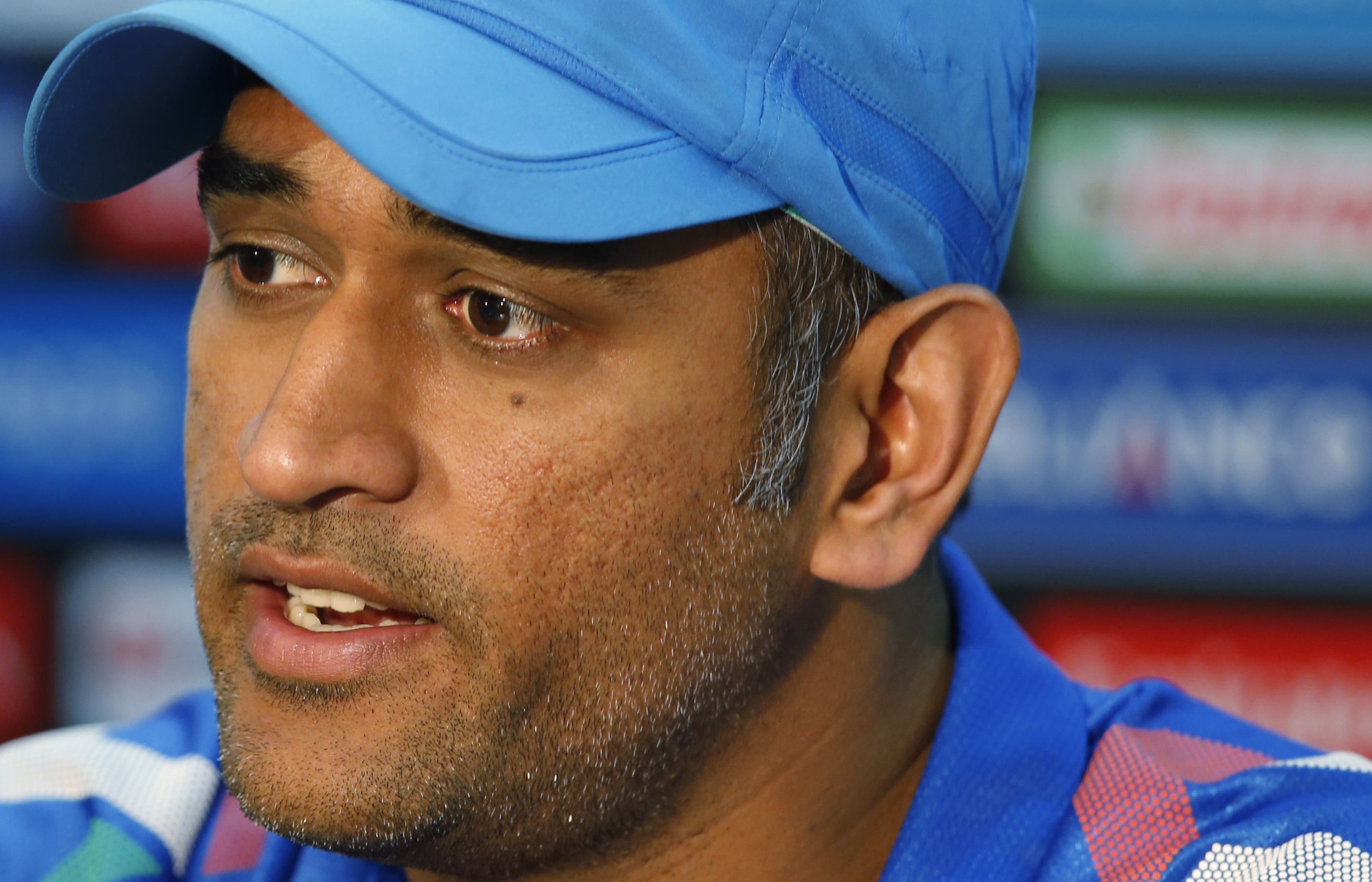 lovely dhoni beautiful face with press conference still mobile background free hd desktop wallpaper