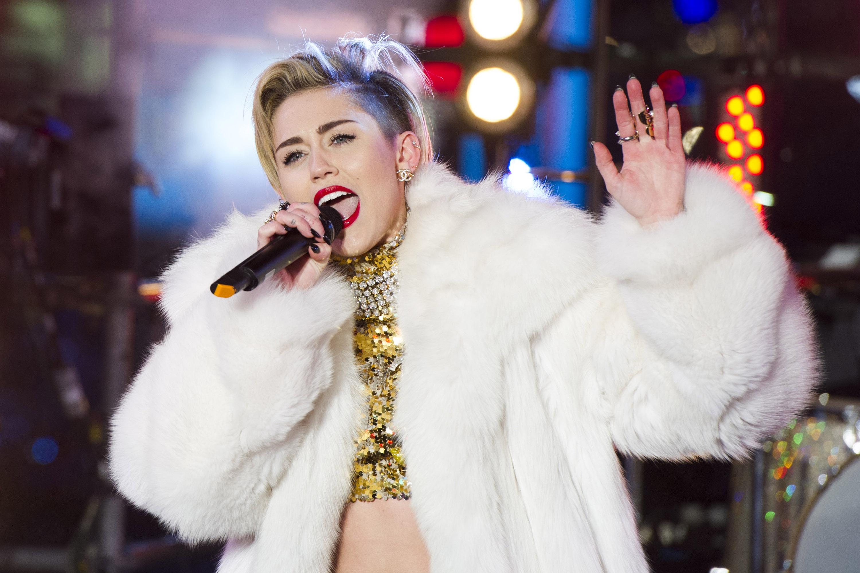 miley cyrus concert hd free pictures