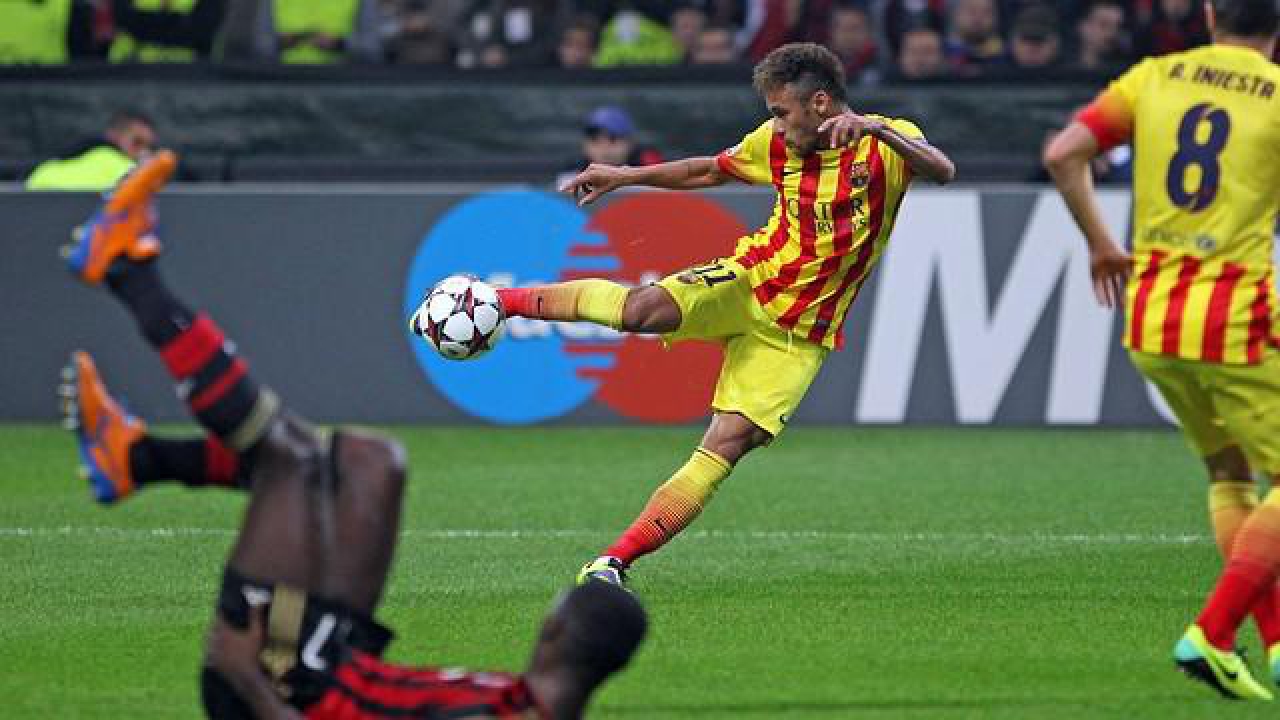 Fantastic Neymar Football Soccer Player Free Hd Kick Ball Mobile Desktop Bakground Download Wallpaper Photos