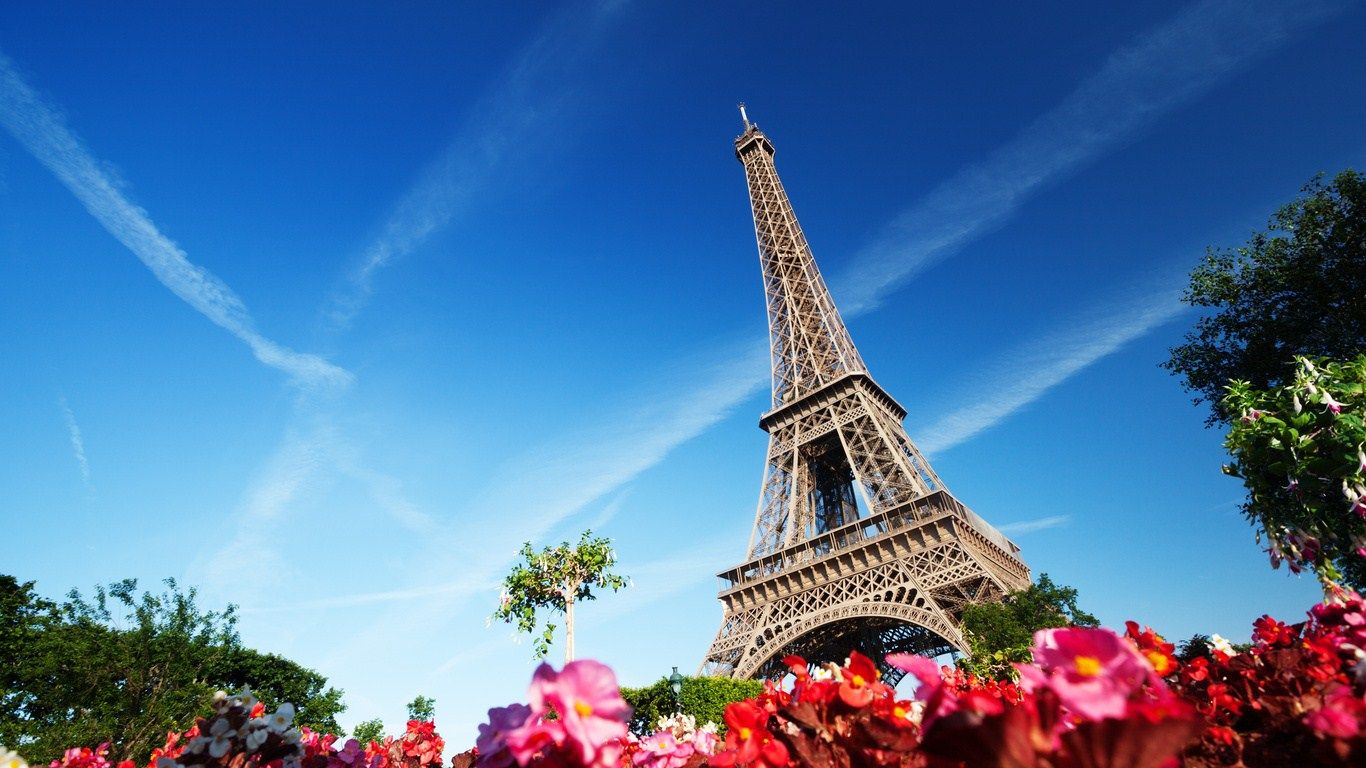 Free Hd Awesome Eiffel Tower Desktop Wallpaper Download