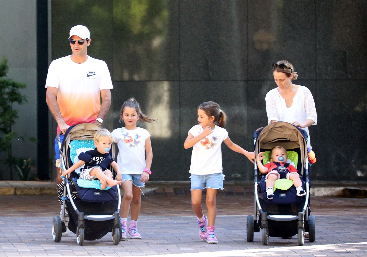 Roger Federer Family With Beautiful Baby Still Desktop Laptop Hd Background Images