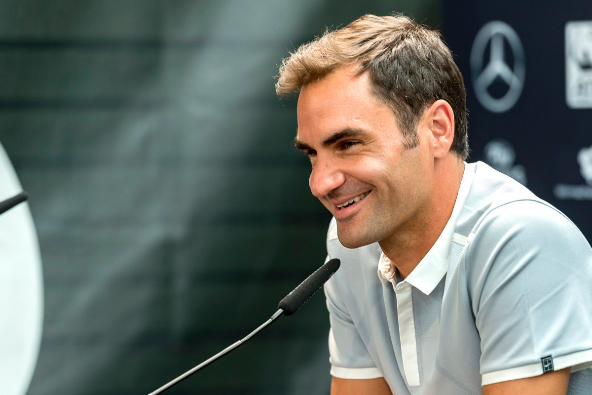 Roger Federer Press Conference With Smile Desktop Mobile Hd Pictures Free