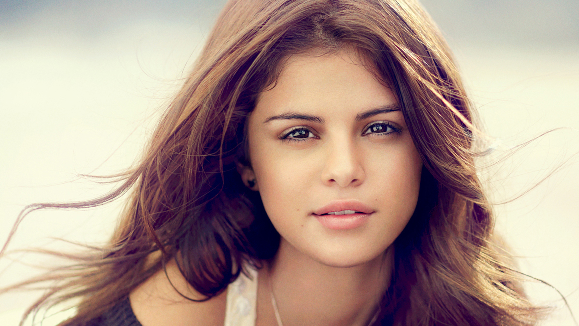 Free Selena Gomez Cute Eye Look Background Download Computer Images Hd